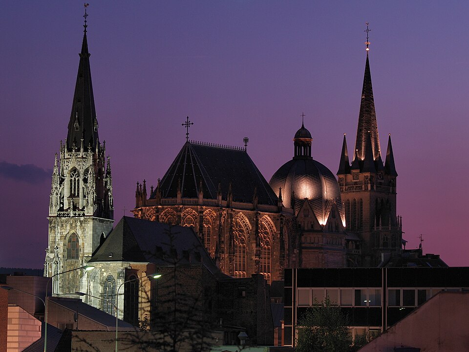 Aachen Cathedral night