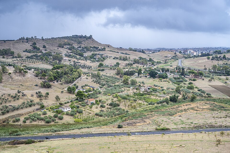 Valle dei Templi, Agrigento – from Templo of Hera towards NE