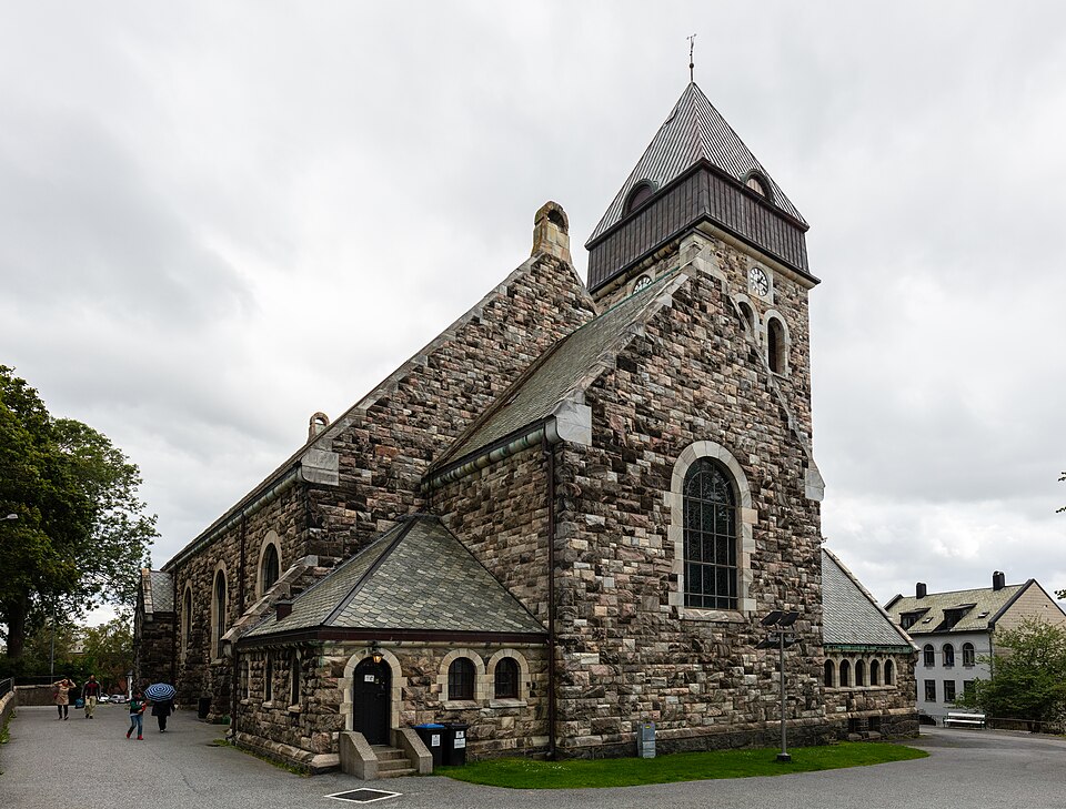 Iglesia parroquial, Ålesund, Noruega, 2019 09 01, DD 77