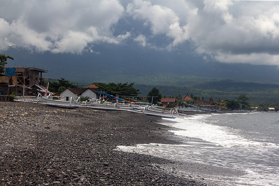 Amed Beach panoramio
