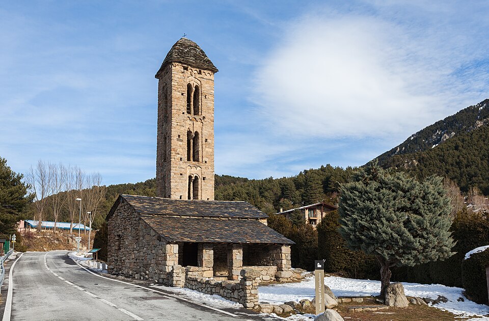 Iglesia de San Miguel de Engolasters, Engolasters, Andorra, 2013 12 30, DD 01