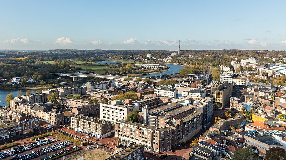 West of Arnhem, Nelson Mandelabrug, Nederrijn 9309
