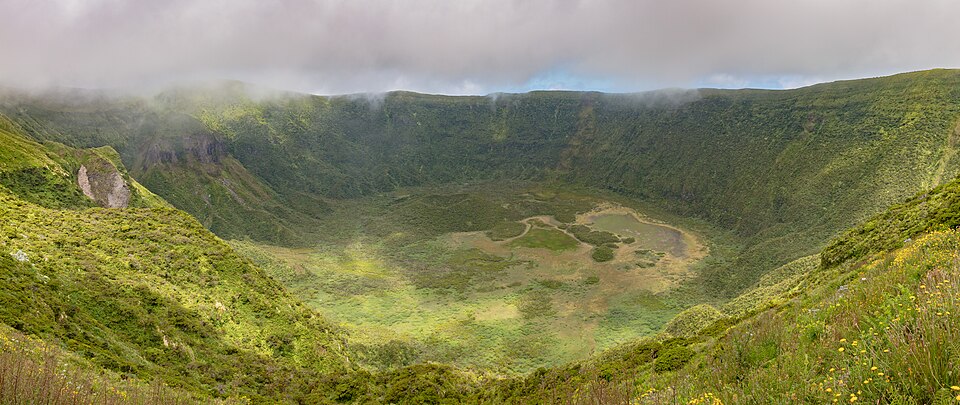 Caldeira, isla de Fayal, Azores, Portugal, 2020 07 28, DD 25 30 PAN