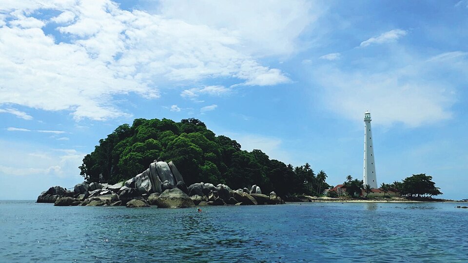 Berlayar di Semenanjung Belitung
