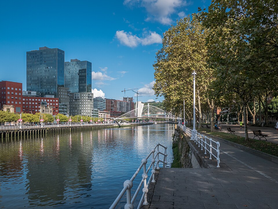 Bilbao Zubizuri 09