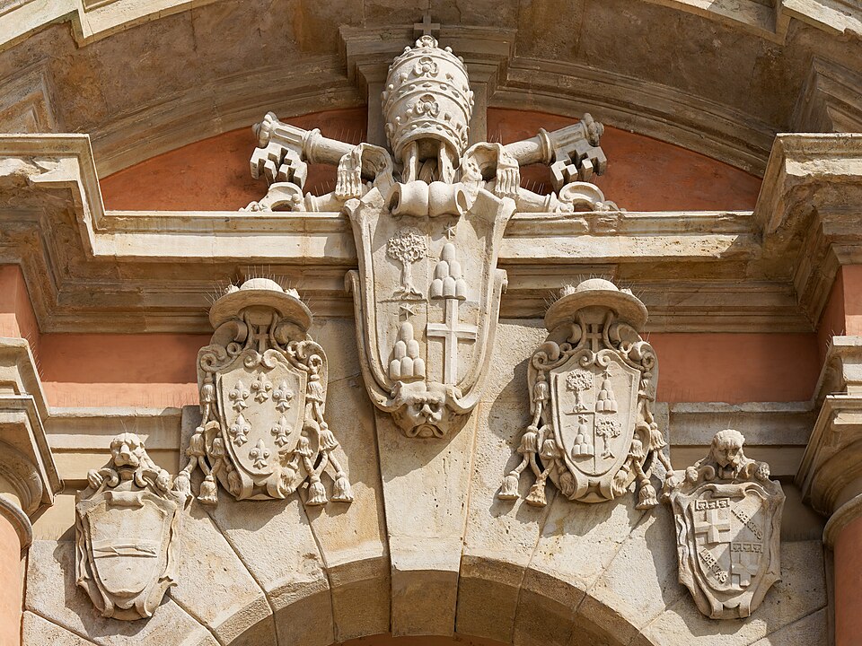 Carvings South Porta Galliera Bologna Sep23 A7C 07961