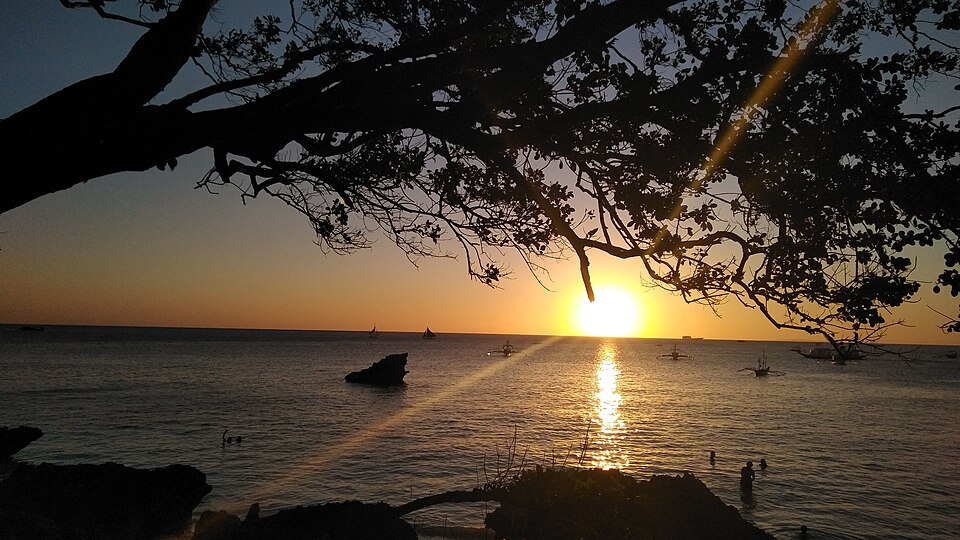 Sunset at Diniwid Beach, Boracay Island