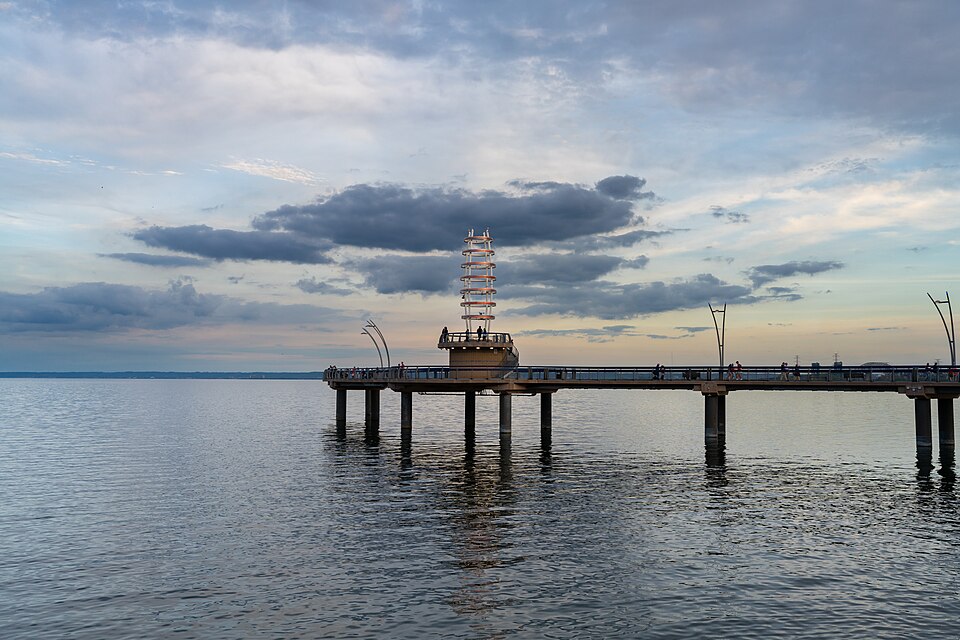 View at the Brant Street Pier, Burlington, Ontario, Canada