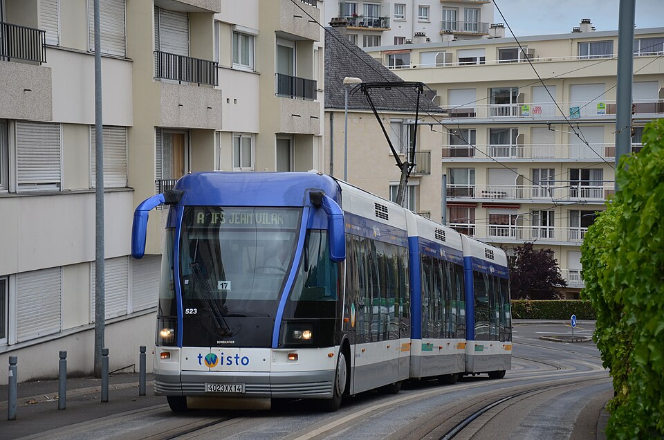 Bombardier TVR n°523 TWISTO Boulevard Leroy