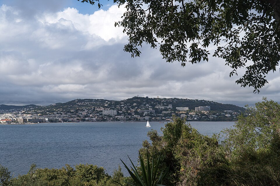 2024 09 23 Cannes seen from Sainte Marguerite