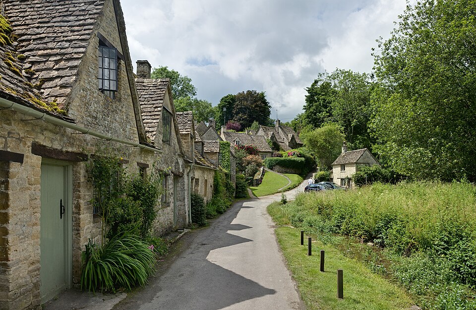Bibury Cottages in the Cotswolds June 2007