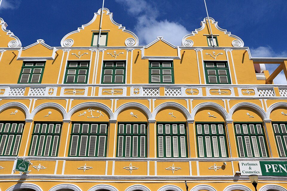 Heerenstraat 1, Punda, Curaçao, Willemstad listed heritage building 02159