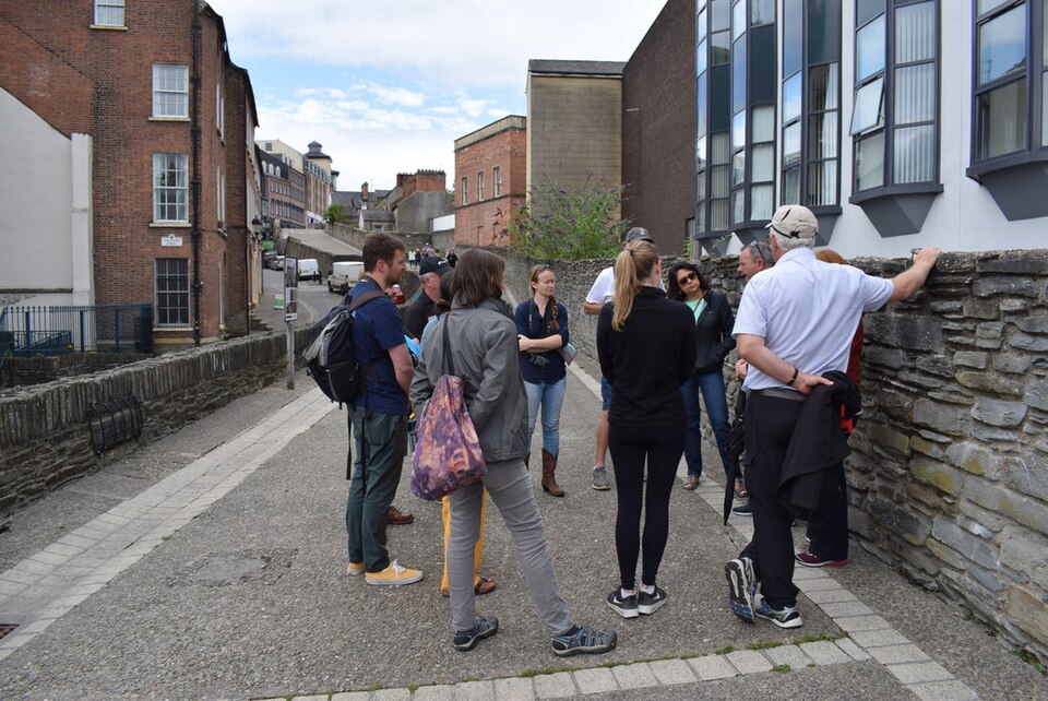 Tourists, Derry City Walls geograph.org.uk 5845096