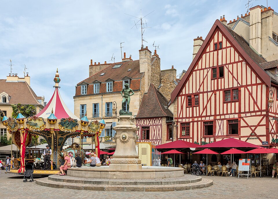 Dijon Place François Rude 2
