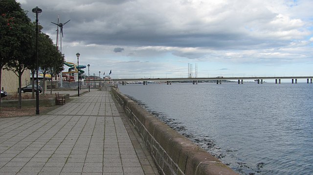 Waterfront, Dundee geograph.org.uk 2212612
