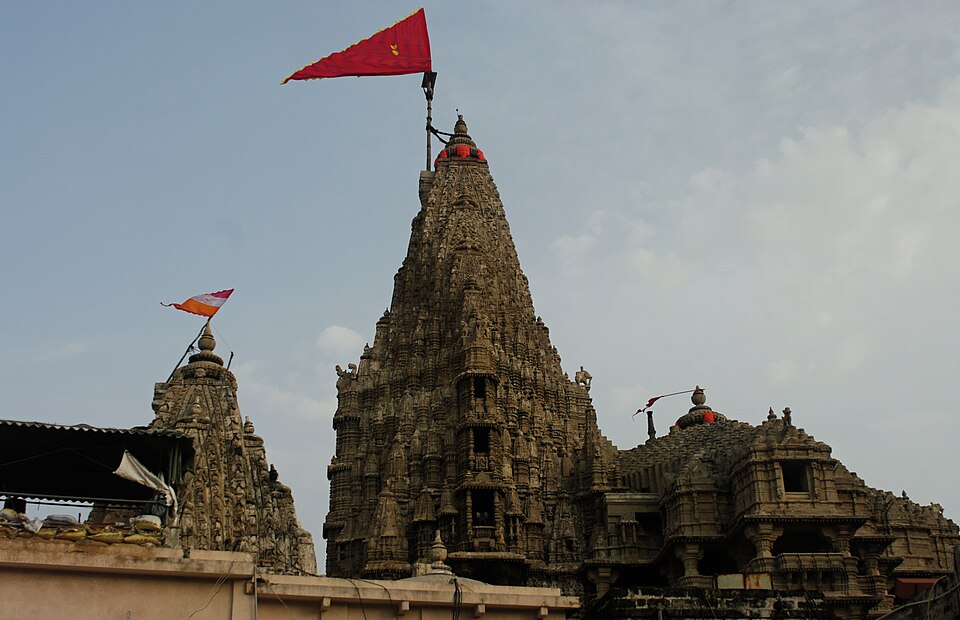 Dwarakadheesh temple in Dwarka Gujarat, India (5934109730)