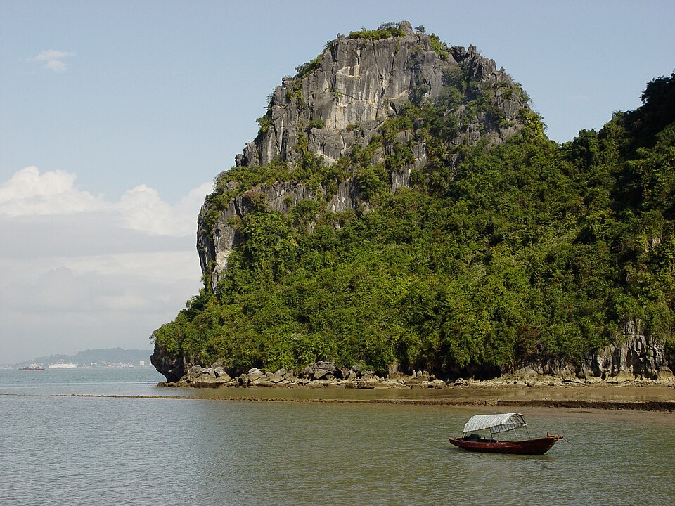 Ha Long Bay3