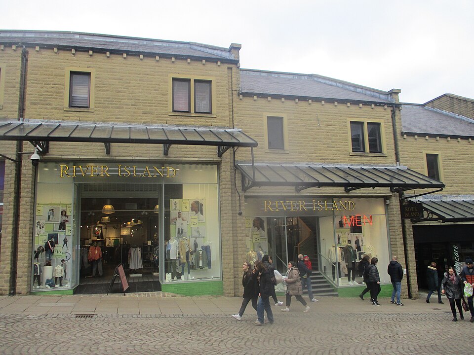 River Island, Woolshops, Halifax, West Yorkshire (11th February 2023)