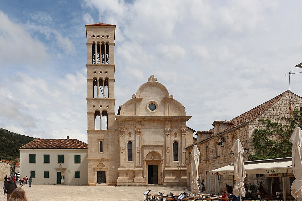 St. Stephen's Cathedral, Hvar 02