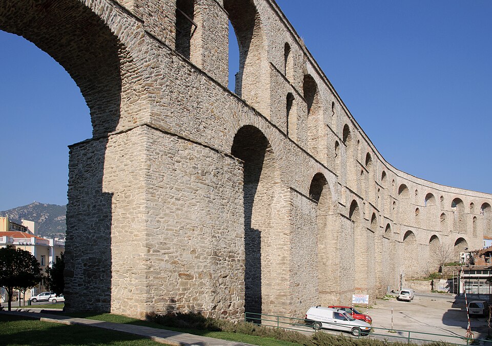 Kavala aqueduct 1