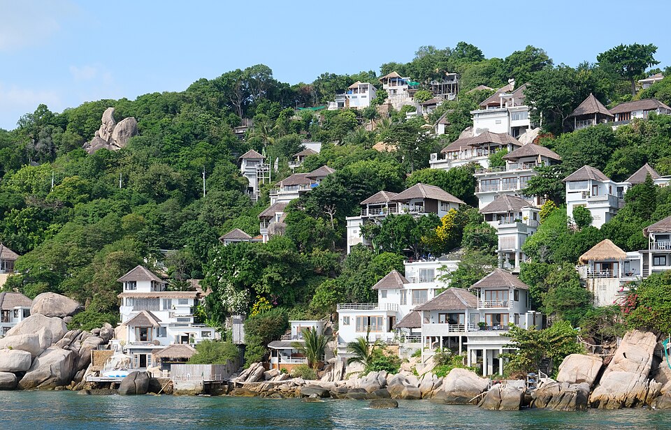 Shark Bay Ko Tao Villas