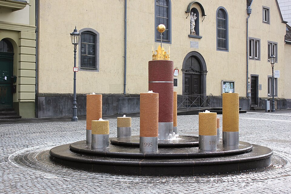 Koblenz, Pegelbrunnen (2015 09 15 3841 Sp)