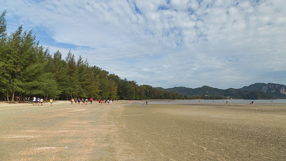 2016 Prowincja Krabi, Plaża Nopparat Thara (02)