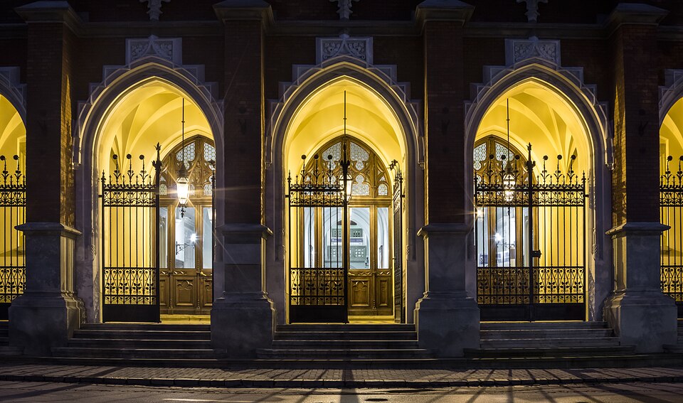 Krakow Collegium Novum brama wejsciowa 02