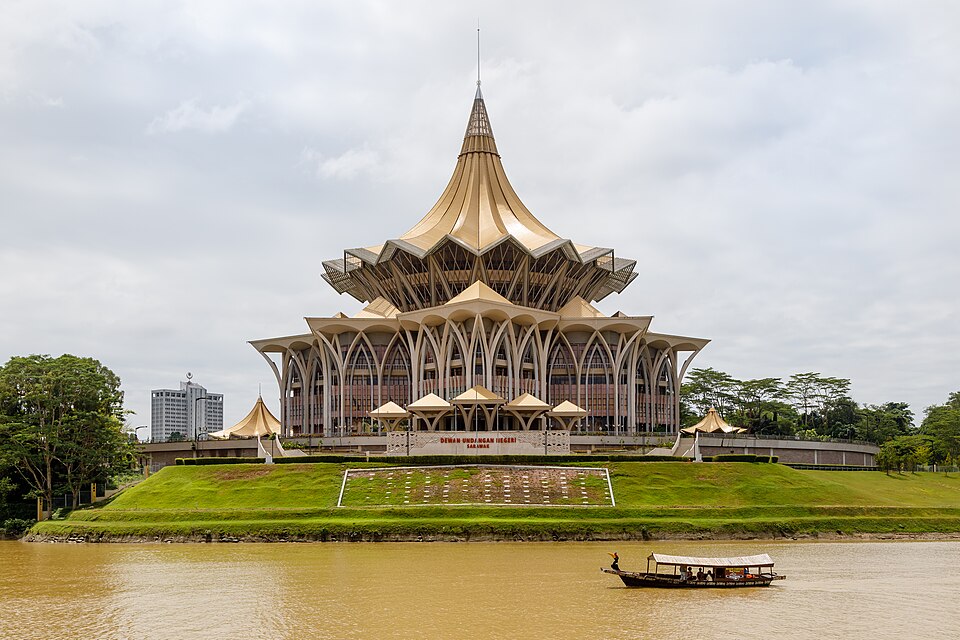 Kuching Sarawak Dewan Undangan Negeri Sarawak 01