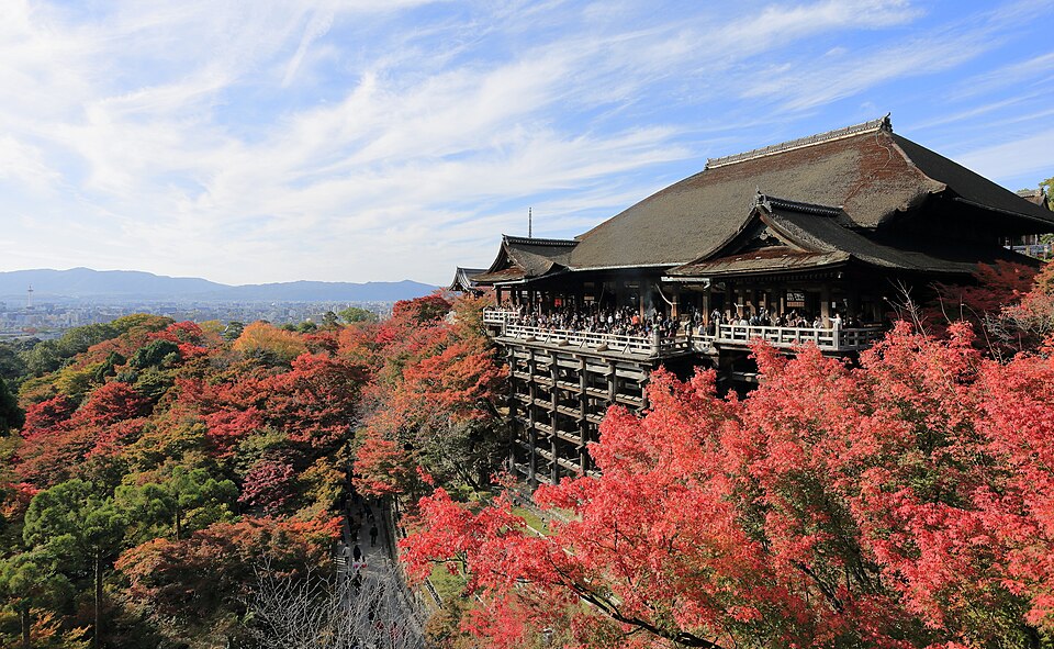 Kiyomizu dera, Kyoto, November 2016 01