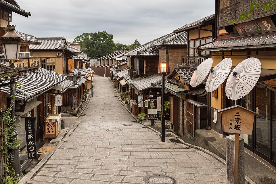 Pedestrian road with pavements and paper umbrellas, Higashiyama ku, Kyoto, Japan, early morning