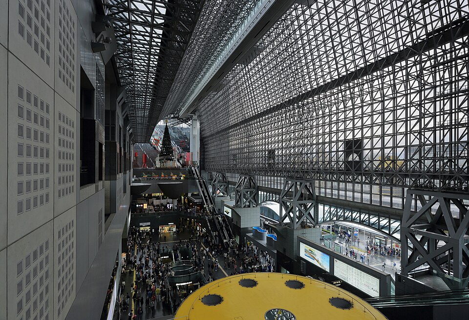 Kyoto Station November 2016 02