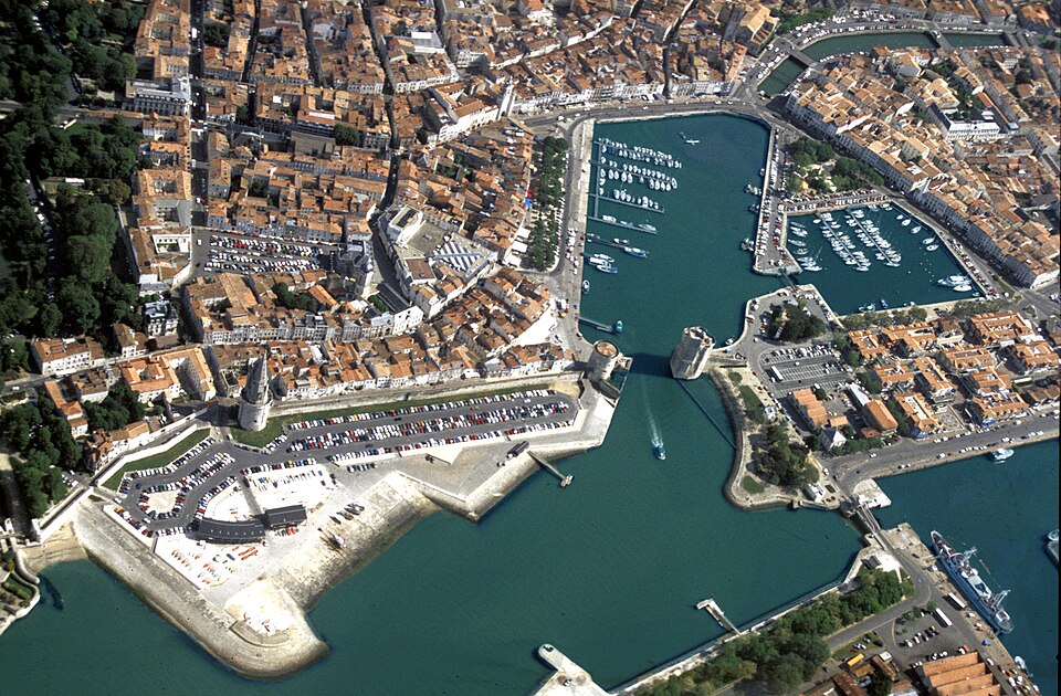 Photographie aérienne du veux port de La Rochelle
