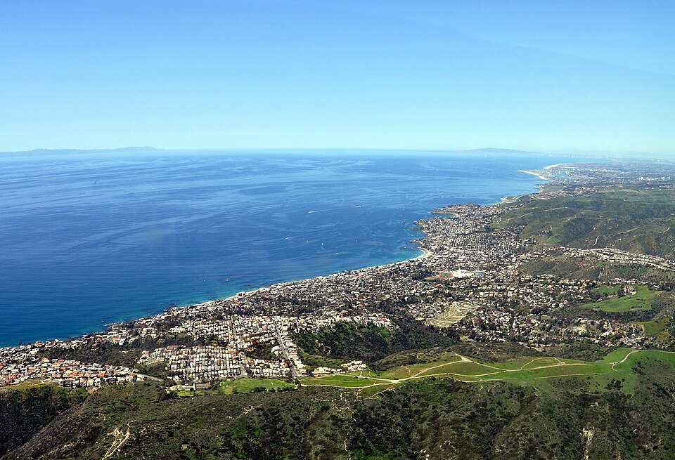 Laguna Beach CA photo by Don Ramey Logan