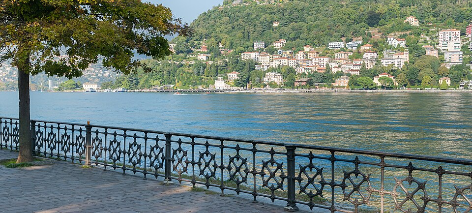 Lake Como from Como (6)