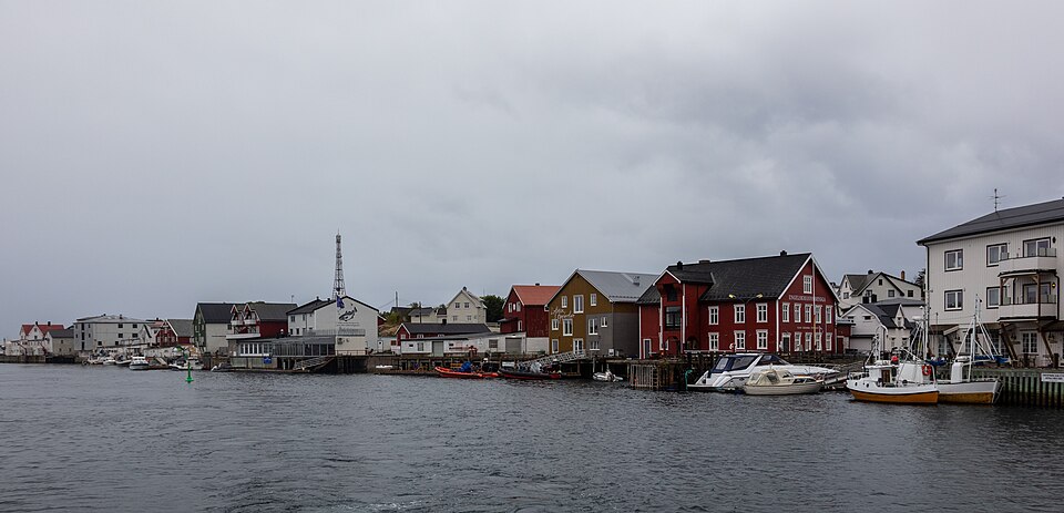 Svolvær, Lofoten, Noruega, 2019 09 05, DD 102