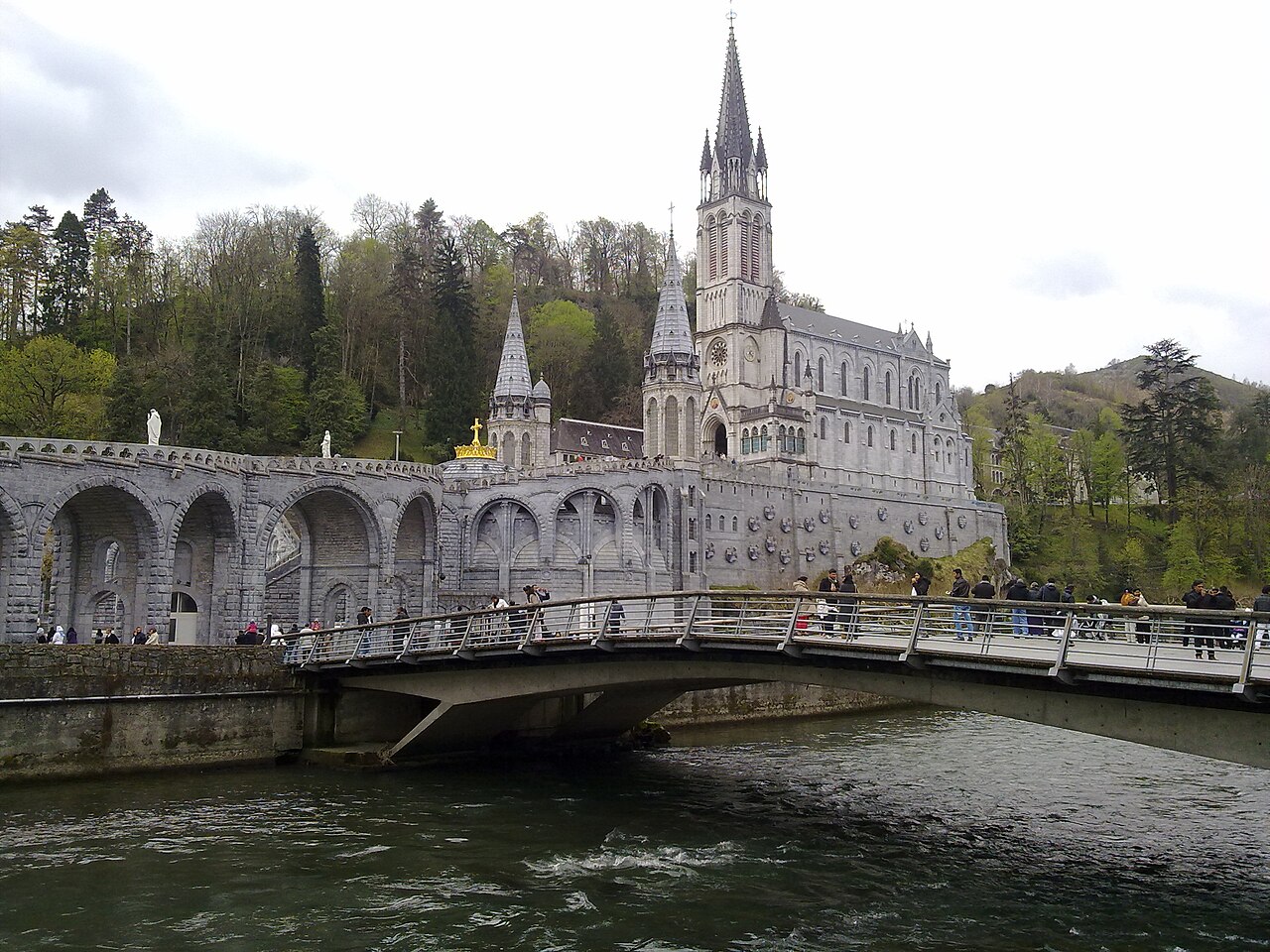 Lourdes