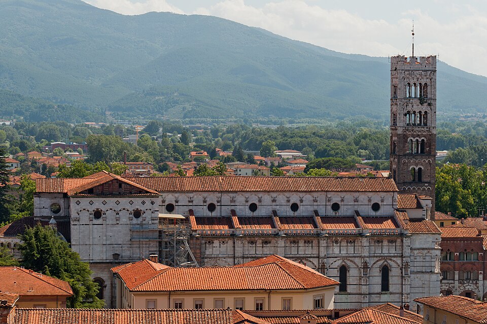 Duomo di Lucca vom Torre Guinigi 2009 07