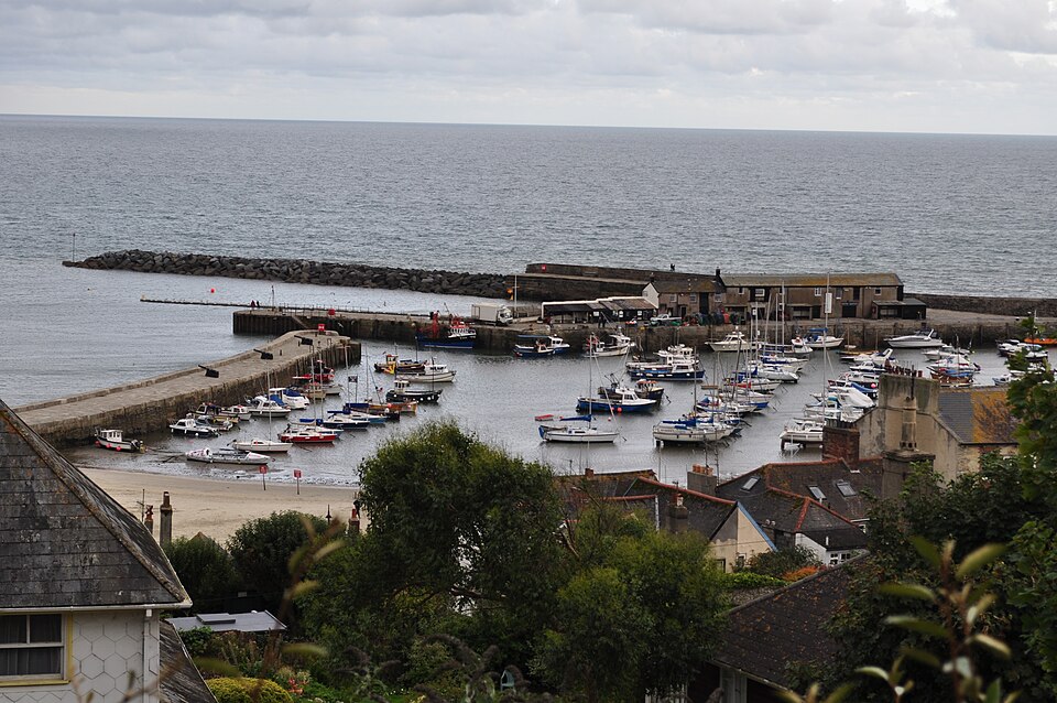 Lyme Regis , Lyme Regis Harbour geograph.org.uk 2094470