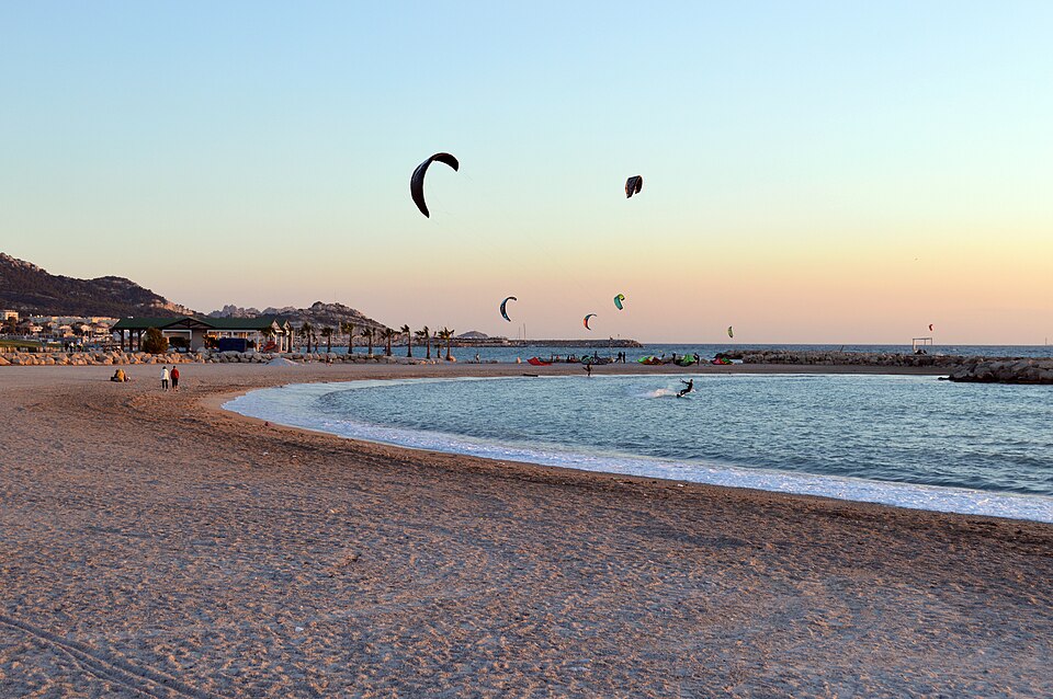 Plage de Bonneveine at dusk, Marseille, 2015