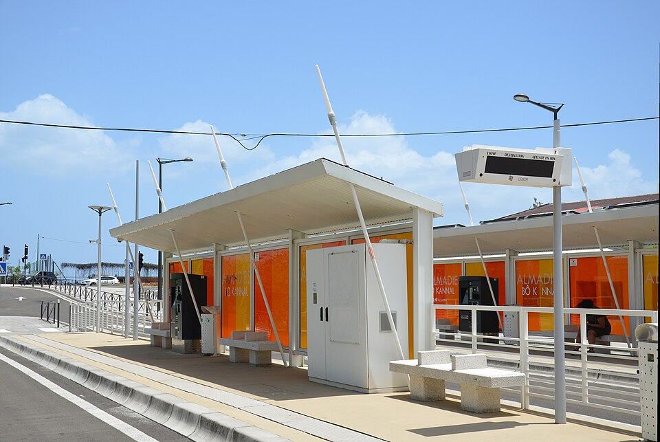 Abribus TCSP FDF Almadies Bô Kannal (Martinique)