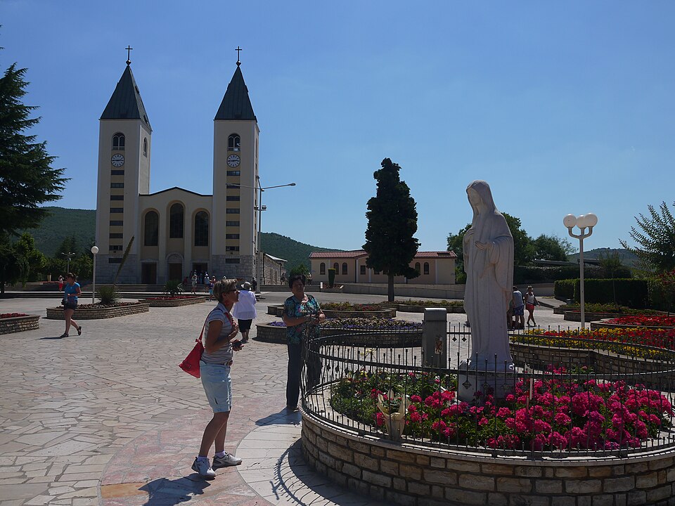 Medjugorje Kościół Św. Jakuba panoramio
