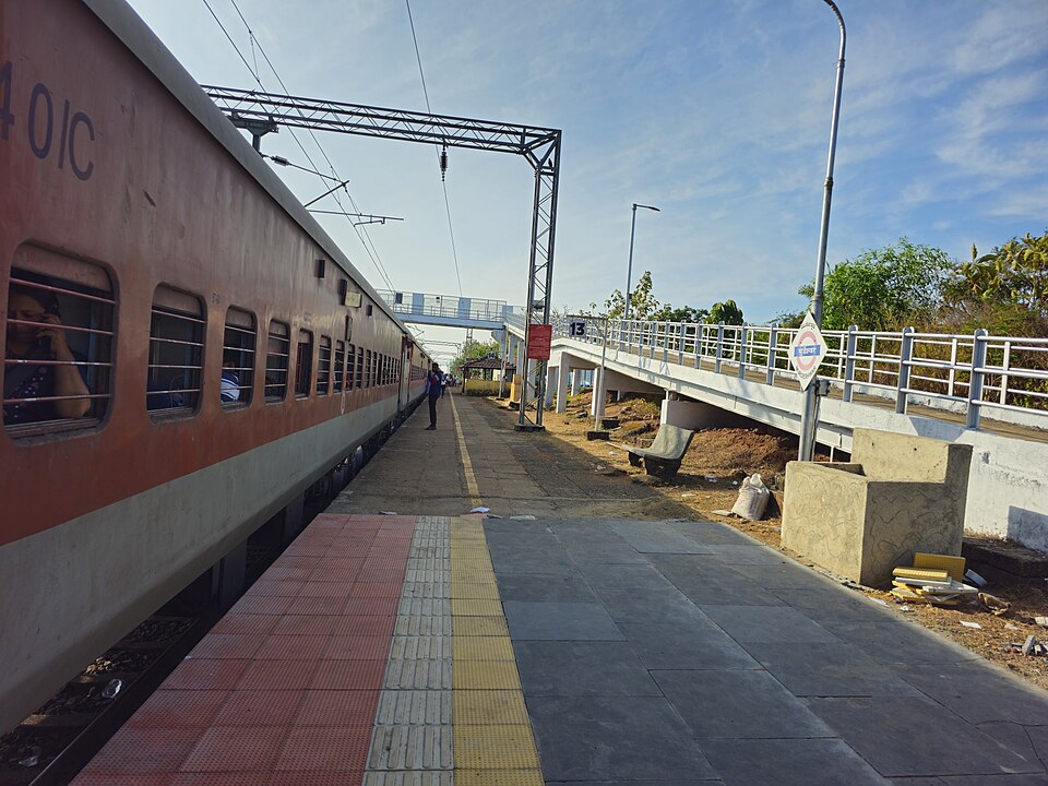 Murdeshwar railway station