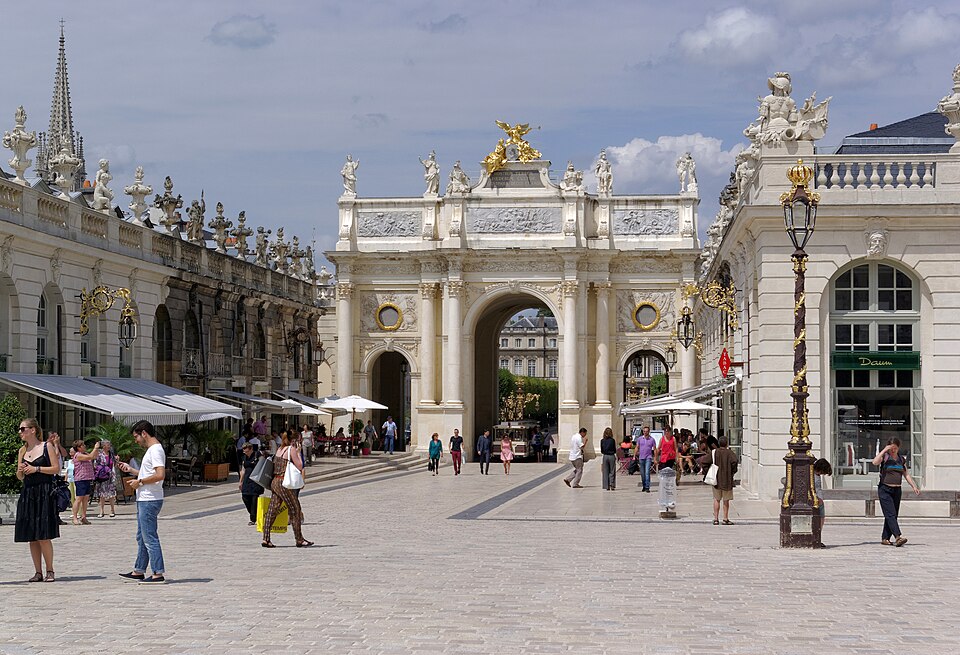 Nancy Porte Here BW 2015 07 18 13 56 25