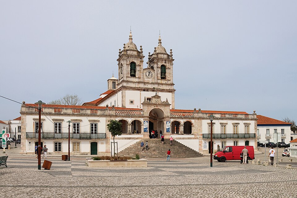 Sanctuary of Our Lady of Nazaré 01