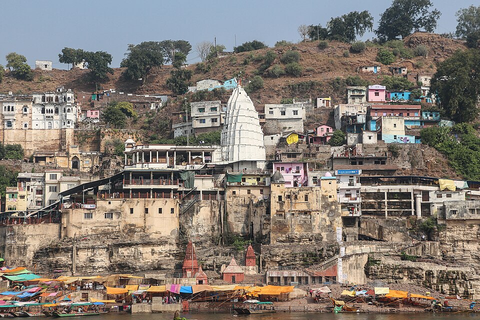 Omkareshwar Temple 01