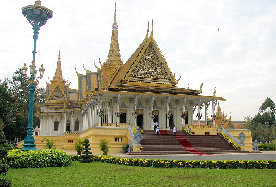 Royal Palace, Phnom Penh Cambodia 1