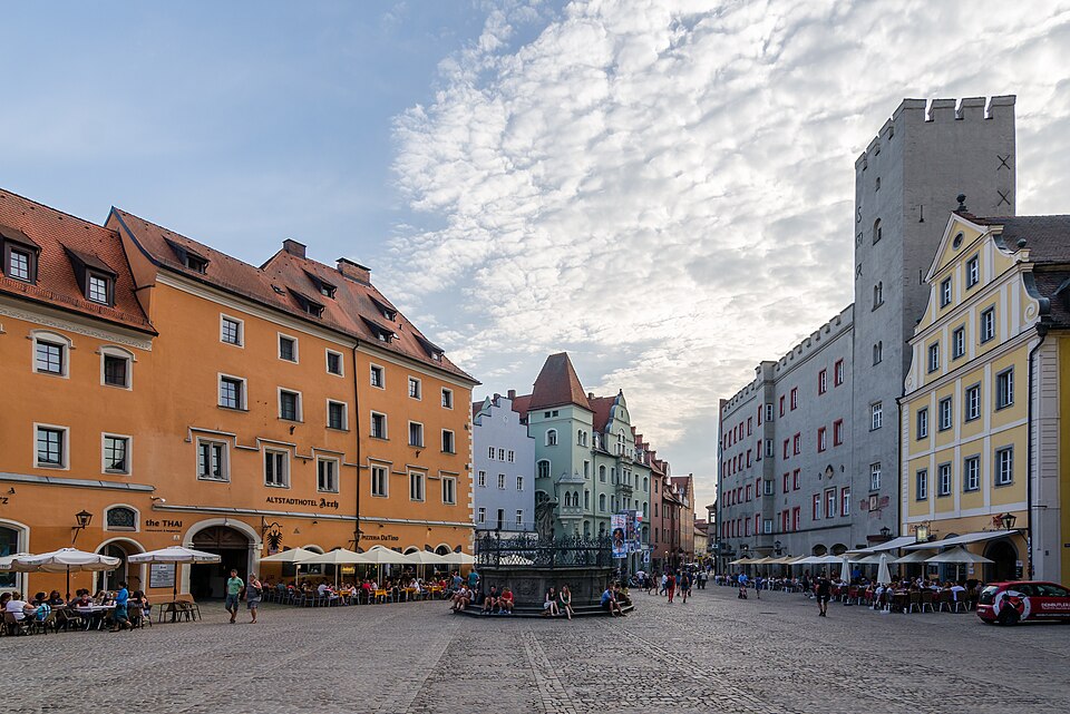 Regensburg, Haidplatz, 2017 06 CN 01