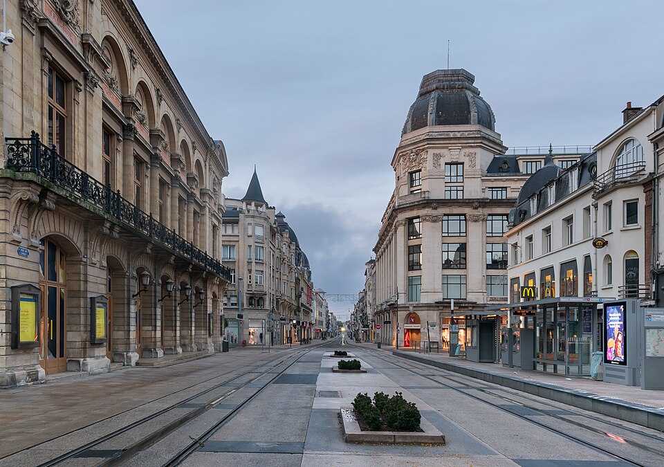Rue de Vesle in Reims (1)