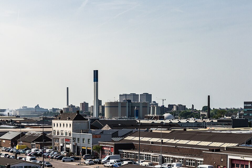 Waalhaven te Rotterdam. 12 06 2025 (d.j.b.). 02